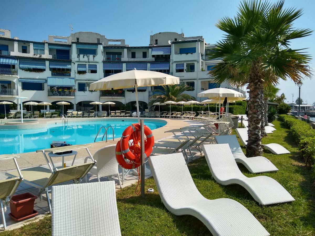 Portoverde Beach Apartments ミザーノ・アドリアーティコ エクステリア 写真