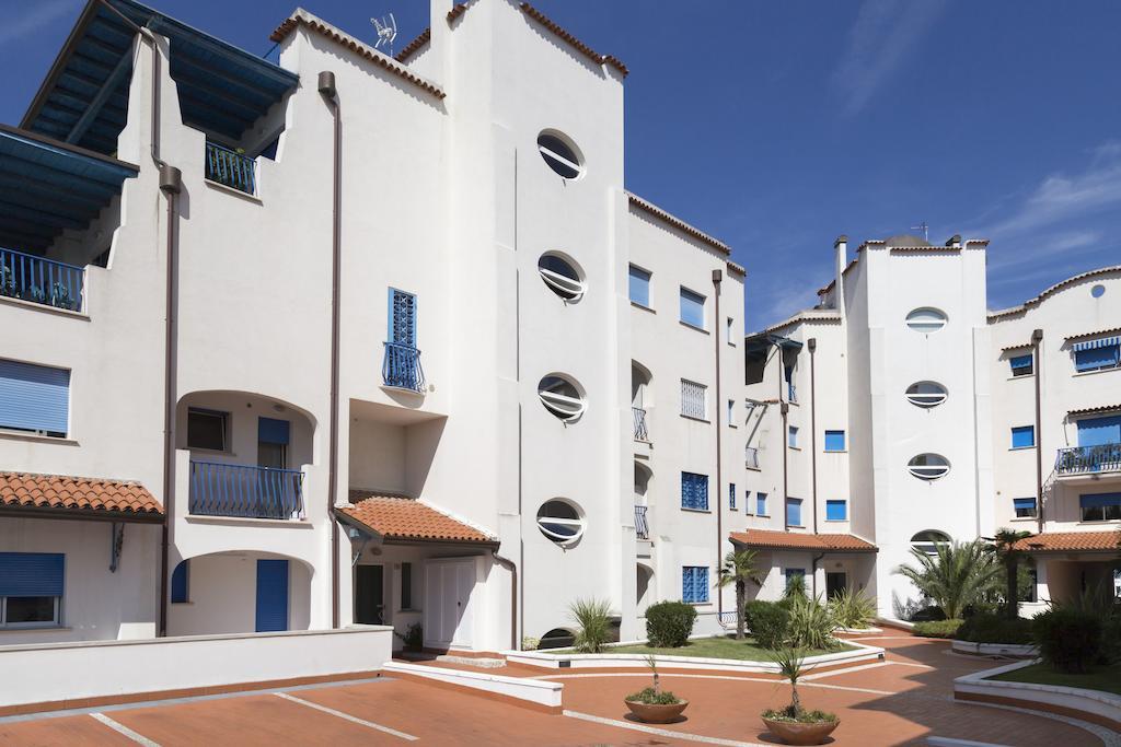 Portoverde Beach Apartments ミザーノ・アドリアーティコ エクステリア 写真
